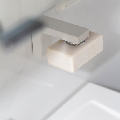 Magnetischer Seifenhalter aus Beton